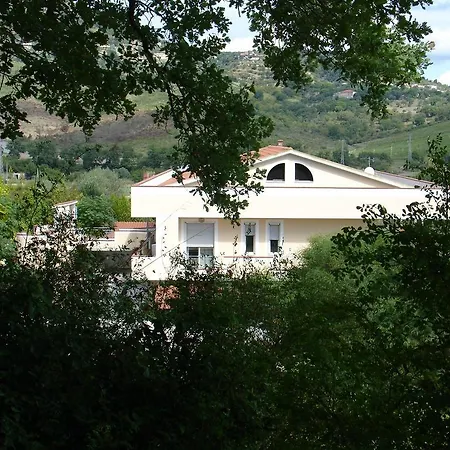 Bauernhof L'oasi *